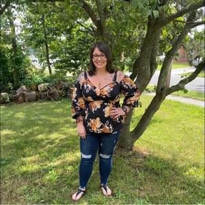 Meet your Posher, Marcy